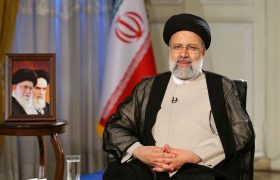 کرسی‌های آزاداندیشی و نظریه‌پردازی در دانشگاهها باید فعال شود