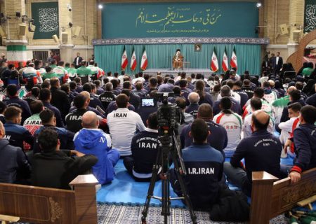 ایران قوی ورزش قوی می خواهد : مسئولین الگو بگیرند