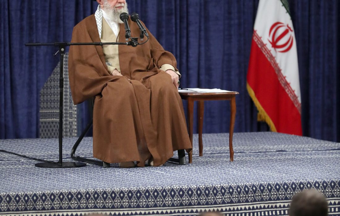 رهبر معظم انقلاب اگرمجلس دچار جبهه‌بندی‌های شود، از کار اصلی خود باز می‌ماند.
