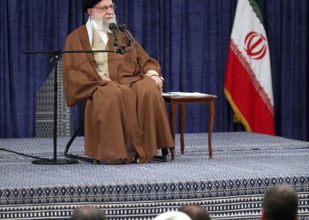 مقام معظم رهبری :قم،شهر قیام، معرفت و جهاد است