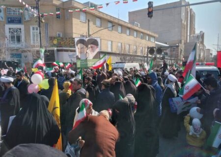 جشن حضور تا ظهور حضور حماسی مردم قم در راهپیمایی ۲۲ بهمن