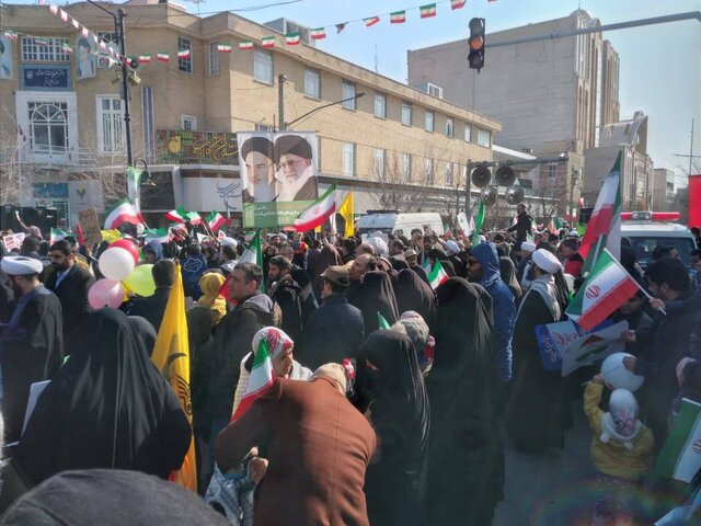 جشن حضور تا ظهور حضور حماسی مردم قم در راهپیمایی ۲۲ بهمن