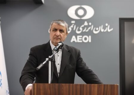 اسلامی: مسیر پیشرفت صنعت هسته‌ای را با قدرت ادامه می‌دهیم