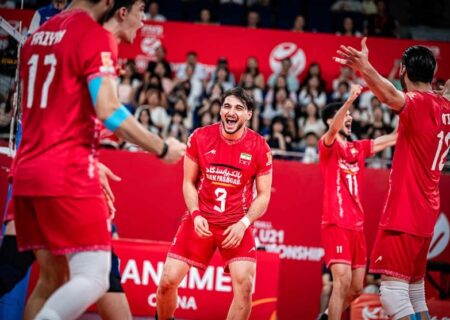 شاهکار بلندقامتان ایرانی مقابل ایتالیا/ تیم والیبال جوانان ایران مقتدرانه قهرمان جهان شد