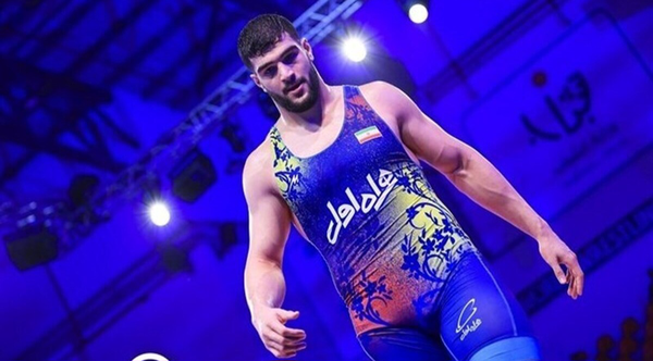 سقوط قهرمان سنگین‌وزن جهان به لیگ دسته یک