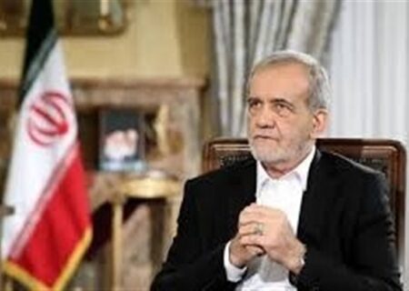 رئیس جمهور:‌ منع قانونی اختیارات به استانداران را رفع می‌کنیم