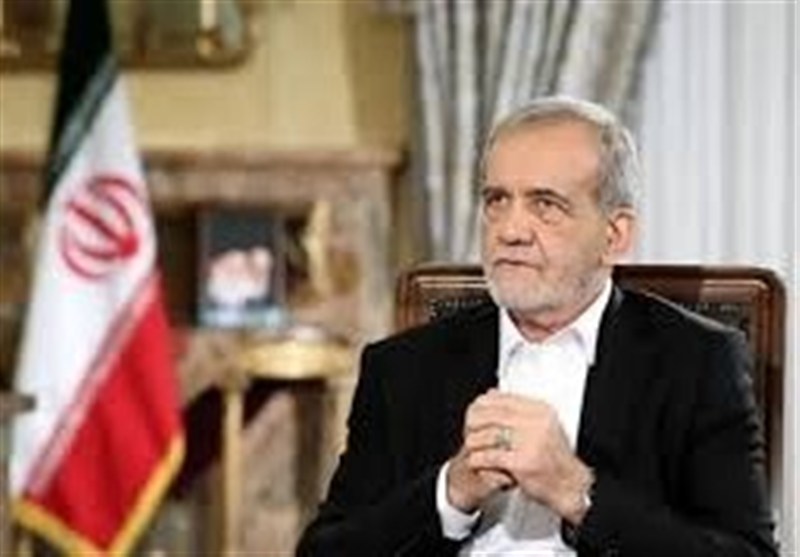 رئیس جمهور:‌ منع قانونی اختیارات به استانداران را رفع می‌کنیم