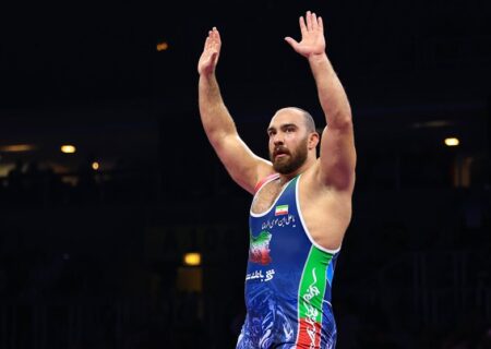 کشتی آزاد قهرمانی جهان| امیرحسین زارع طلایی شد