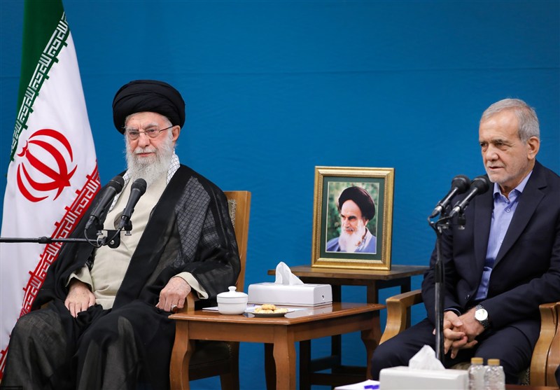 دیدار پزشکیان با مقام معظم رهبری پیش از عزیمت به نیویورک