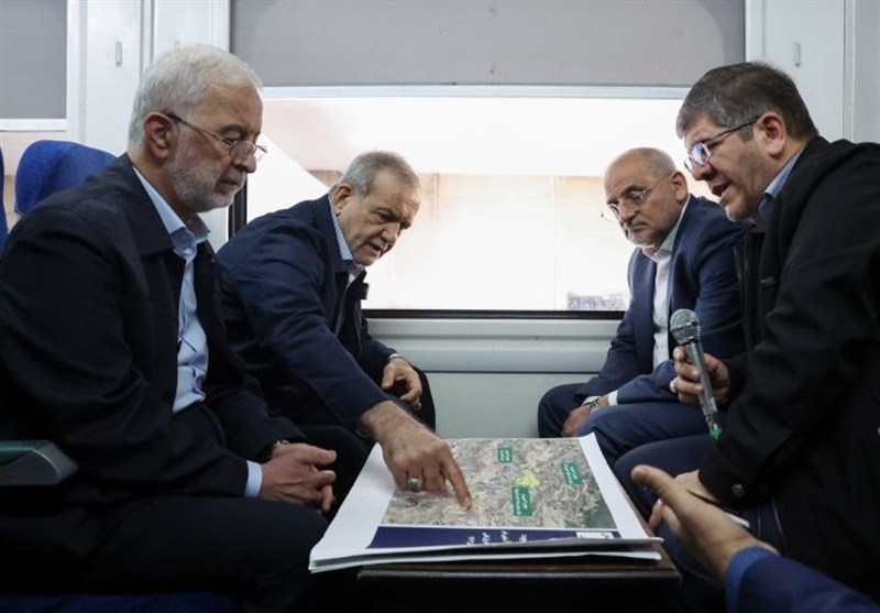 بازدید پزشکیان از خطوط راه آهن حومهای استان تهران