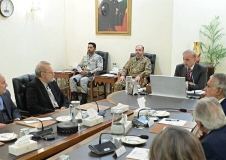 شهباز شریف در دیدار با لاریجانی: پاکستان متعهد به همکاری پیوسته و موثر با ایران است