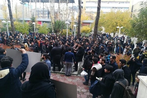 مماشات با دانشجونمای خشونت‌طلب؛ نسخه‌ای که جواب نمی‌دهد