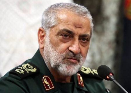 هشدار سردار شکارچی درباره تعرض به خارک: تأسیسات نفتی مبدأ را می‌زنیم