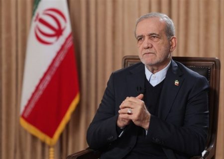 کشورهای مسلمان برادران ما هستند/ دشمن به دنبال ایجاد اختلاف بین ماست