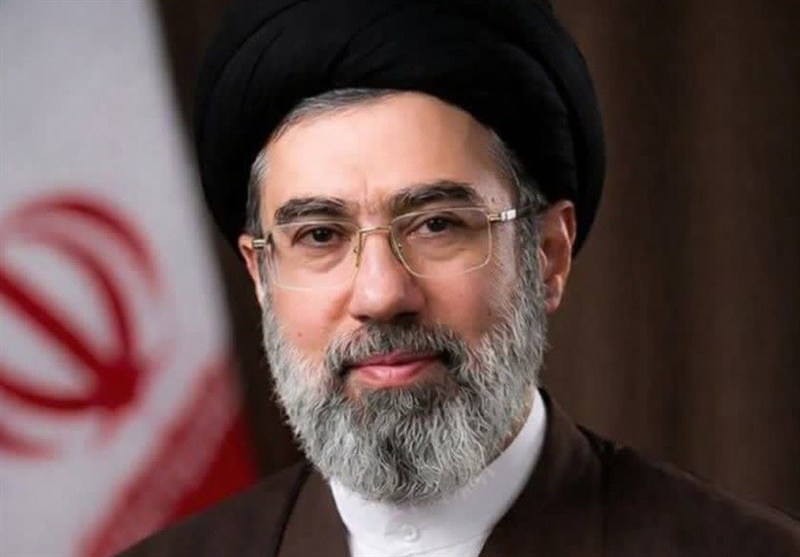 بخشهایی از زندگینامه آیتالله حاج سیدمجتبی خامنهای