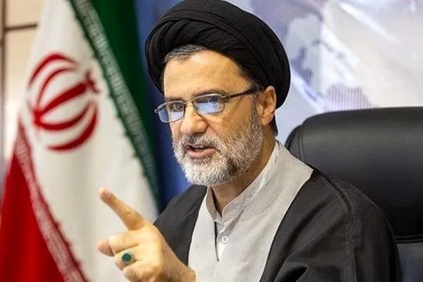 سید محمود نبویان: آتشبس به طرف مقابل تحمیل شد/ اخذ عوارض از کشتیهای تجاری ادامه دارد / آمریکا در صورت ادامه محاصره دریایی باید با چین وارد جنگ شود