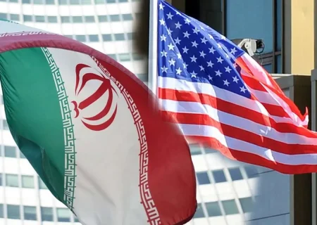 سرمایه‌گذاری ۳۰۰ میلیارد دلاری همان غرامت جنگی است