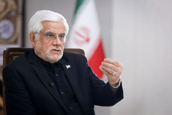 عارف: می‌خواهیم تاریخ را با شکوه حضور ملت جور دیگری بنویسیم