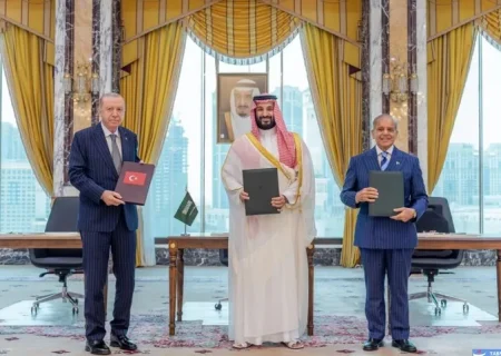 عدم واکنش ایران، اسرائیل و هند به «توافق مکه»؛ پیمان نظامی عربستان، ترکیه و پاکستان چرا شکل گرفت؟