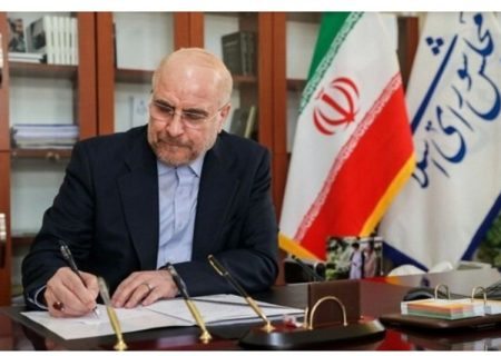 قالیباف: یا بازار نفت احمق است یا آمریکا دروغ می‌گوید