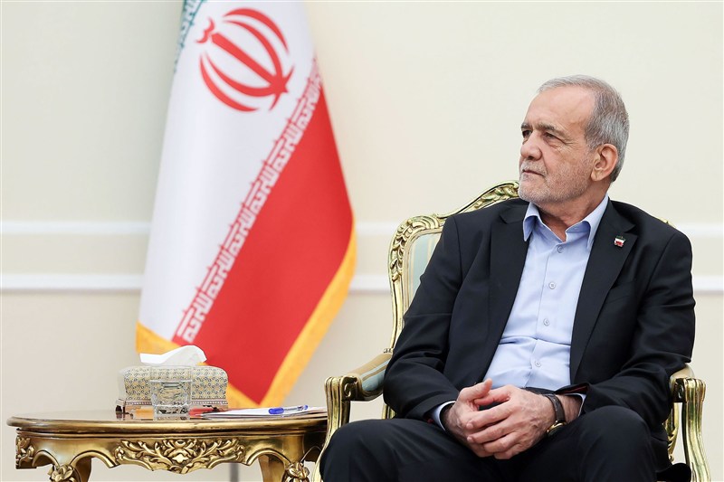 پزشکیان: مذاکره با دشمنی که ترور، تحریم و تهدید میکند، معنا ندارد